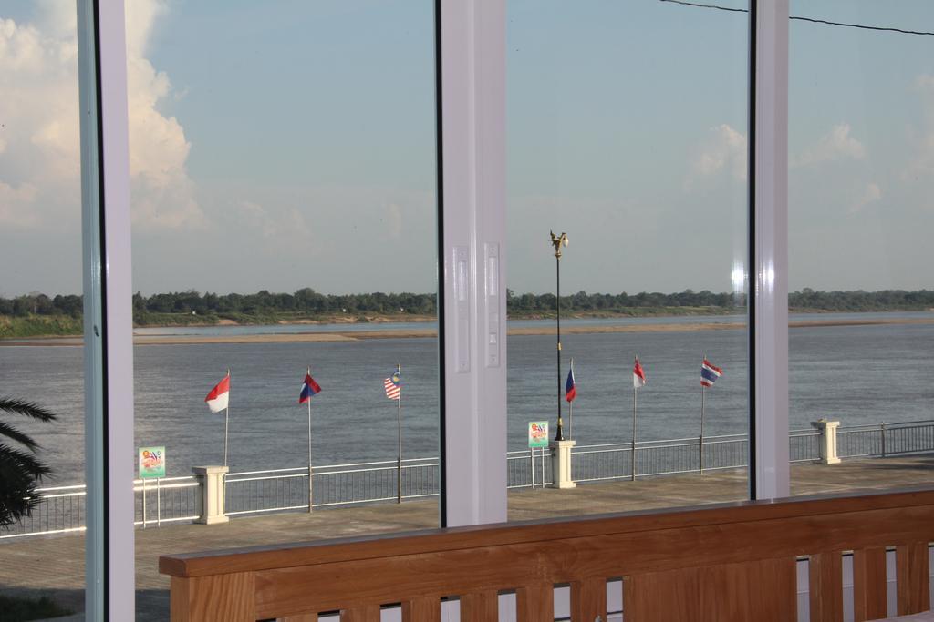 That Phanom River View Hotel Экстерьер фото